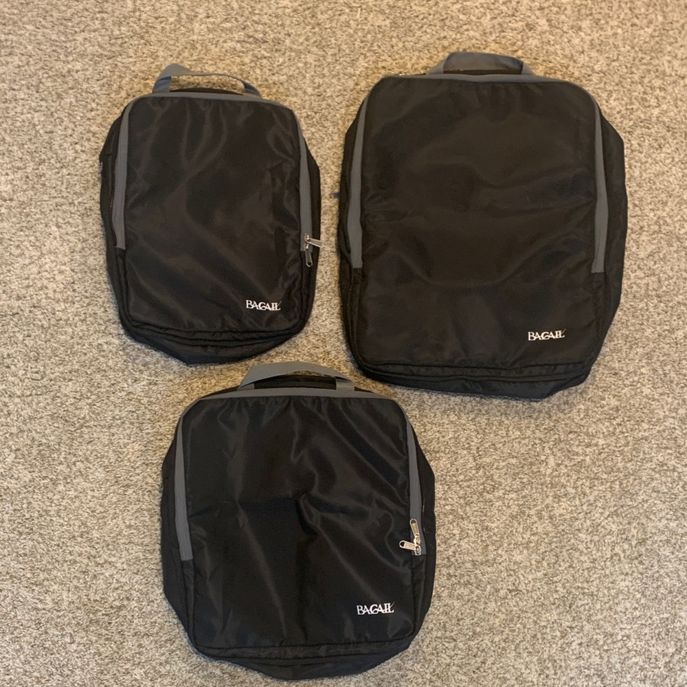 Black Travel Organizer Set